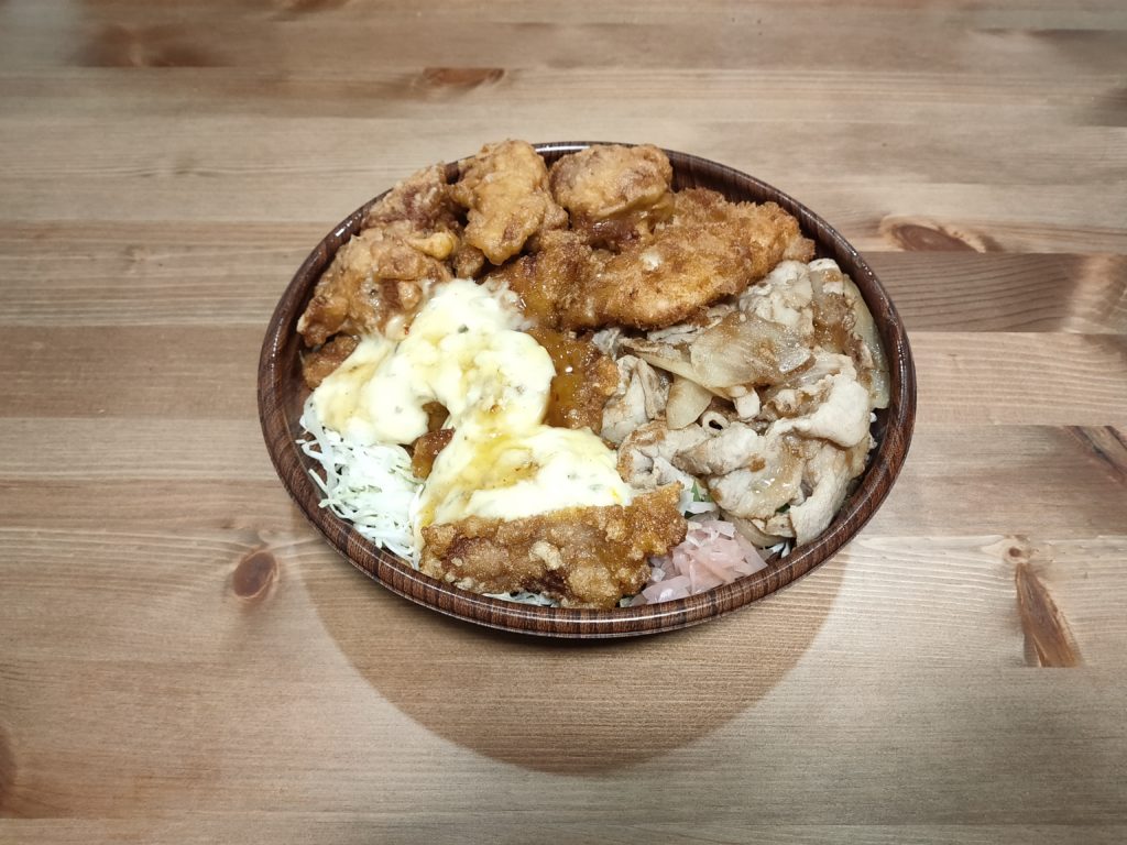 オリジン弁当 メガ盛りパワー00弁当 期間限定 家族で分けられてお得 あぼーの子育て日記